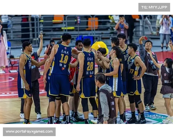 CBA俱乐部杯八强对阵出炉,广东上海提前相遇 CBA俱乐部杯八强对阵出炉,广东上海提前相遇